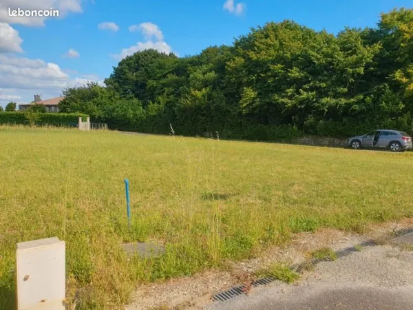 Terrain 640 m² Val De Virvee