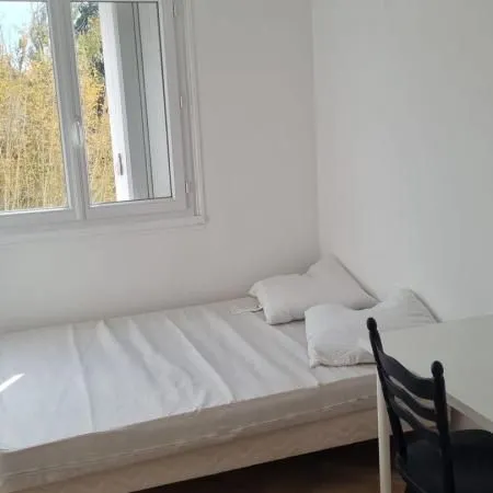 Chambre 1 pièce 20 m²