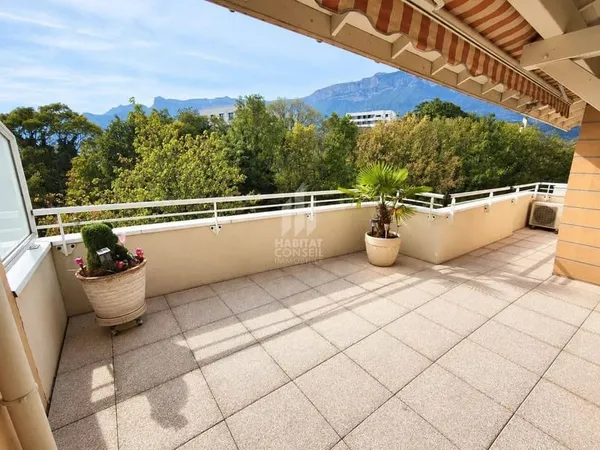 Appartement 4 pièces 103 m²