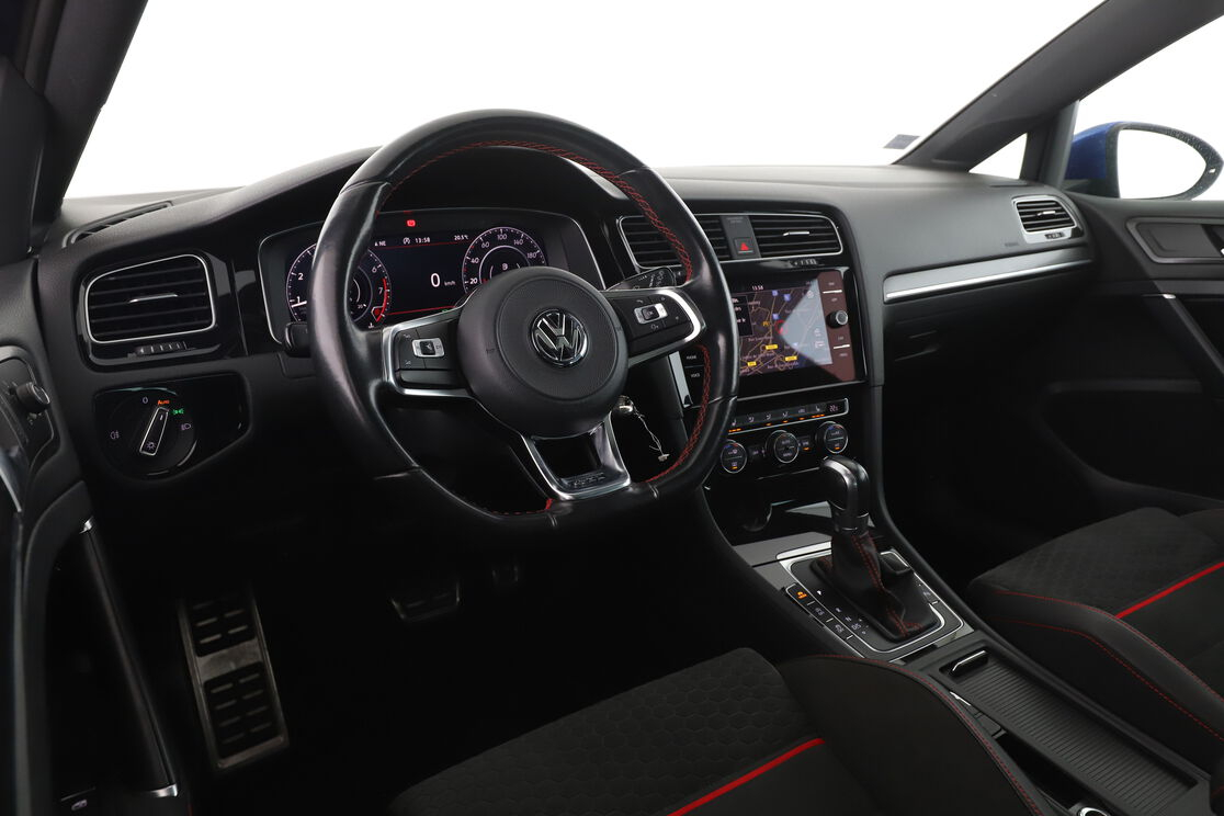 Volkswagen Golf VII 2.0 TSI BlueMotion Tech GTI Performance DSG7 — photo 11