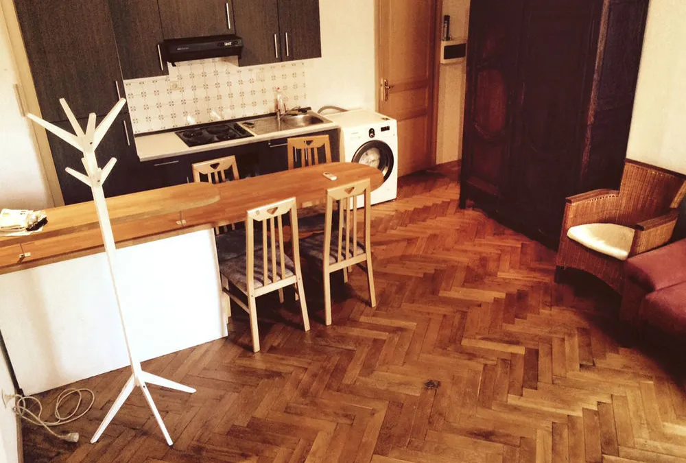 Photo 1