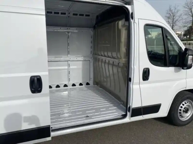Peugeot Boxer fg l2h2 3.5 maxi 180ch s&amp;s bva8 — photo 10