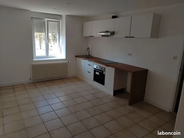 Maison Location Athienville 5p 130m² 730€