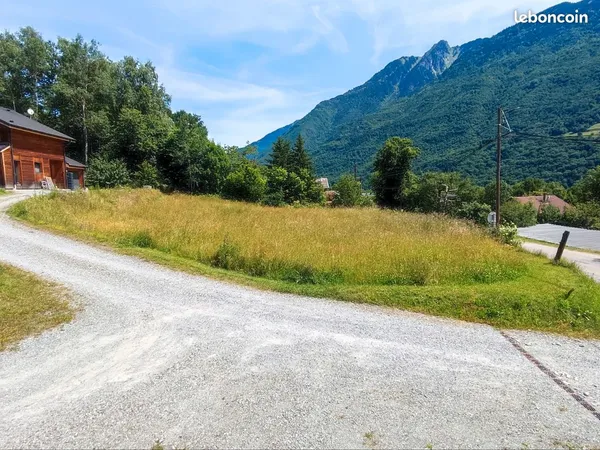Terrain constructible 900 m carré