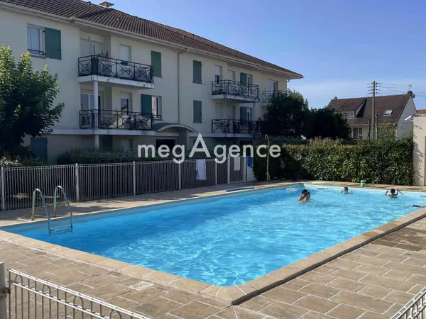 APPARTEMENT T2 43 M² PROCHE GARE ET COMMODITES