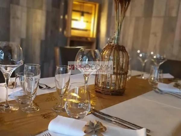 Restaurant 300 m²