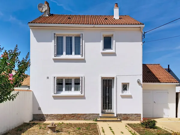 Maison à vendre à Les Sables d'Olonne Bel Air 800 mètres Arago 3 chambres jardin garage