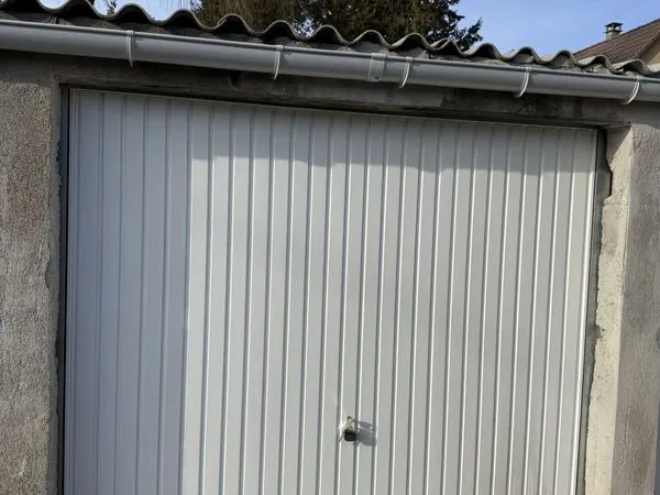Particulier loue garage