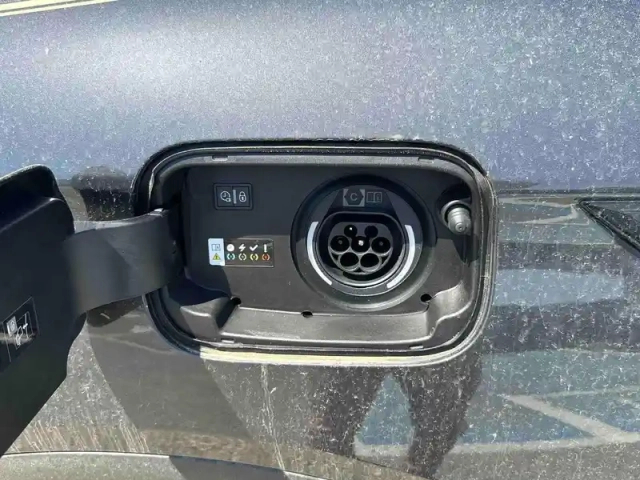 Ds Ds 7 1.6 plug-in hybrid 225ch edition france — photo 15