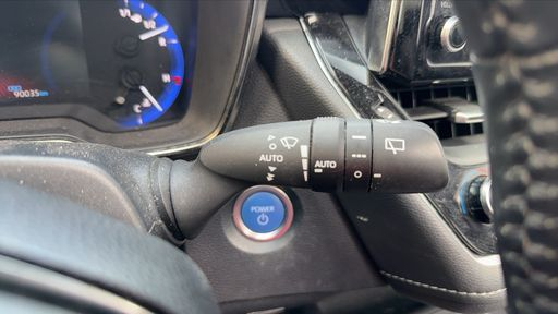 Toyota Corolla 1.8 VVT-i 122 Hybrid CVT - Design Pack – 2021 – 90035 km – Hybride essence – Boîte Automatique — photo 13