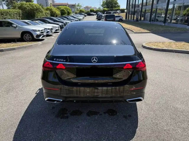 Mercedes Classe E 220 d 9g-tronic — photo 24