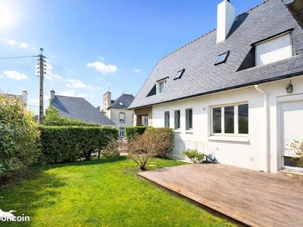 Maison 9 pièces 234 m²
