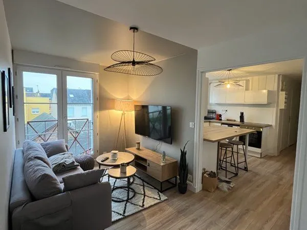 Chambre meublée 12m² - tram 2 min