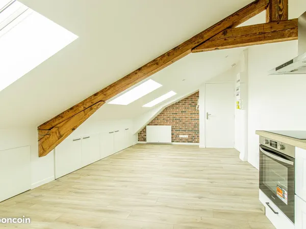 Studio 1 pièce 10 m²