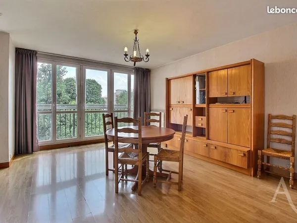 Appartement 4 pièces 79 m²