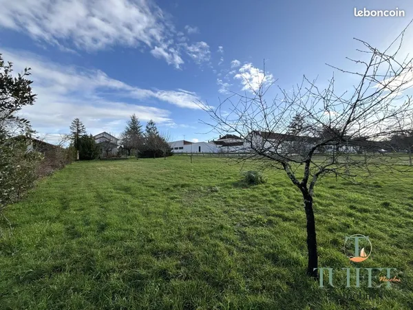 Terrain 300 m² Chaillevette