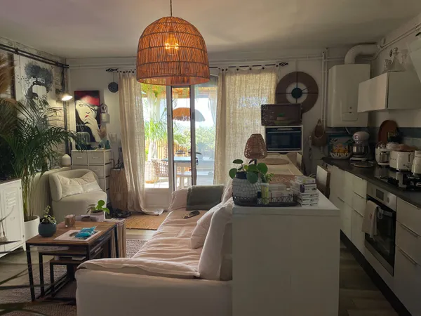 À vendre -Charmante maison avec vue mer, à quelques pas de la plage de la Testa