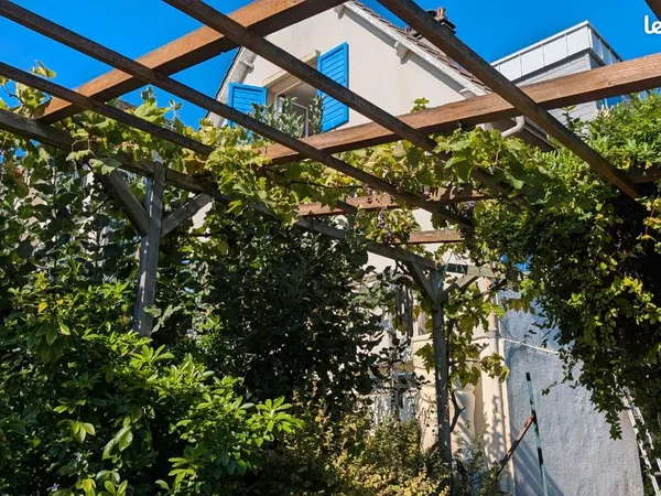 Maison - 4 pieces - 105m2