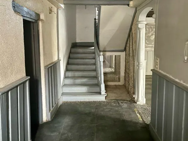 Local commercial + appartements