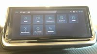 Peugeot 2008 1.2 PureTech 130ch S&S Allure EAT8 — photo 18