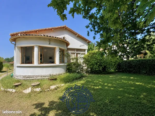 Maison 6 pièces 181 m²