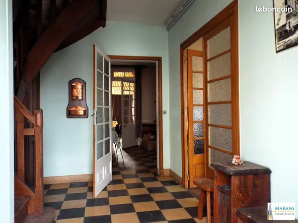 Maison 8 pièces 136 m²
