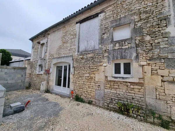 Maison 1 pièce 98 m²
