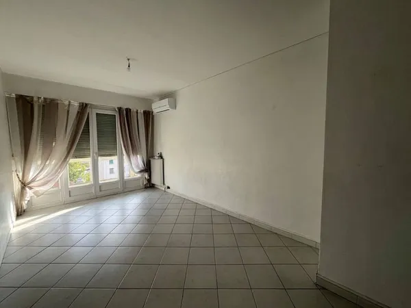 Appartement 3 pièces 82 m²