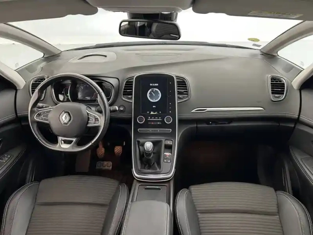 Renault Scenic grand  blue dci 120 — photo 37