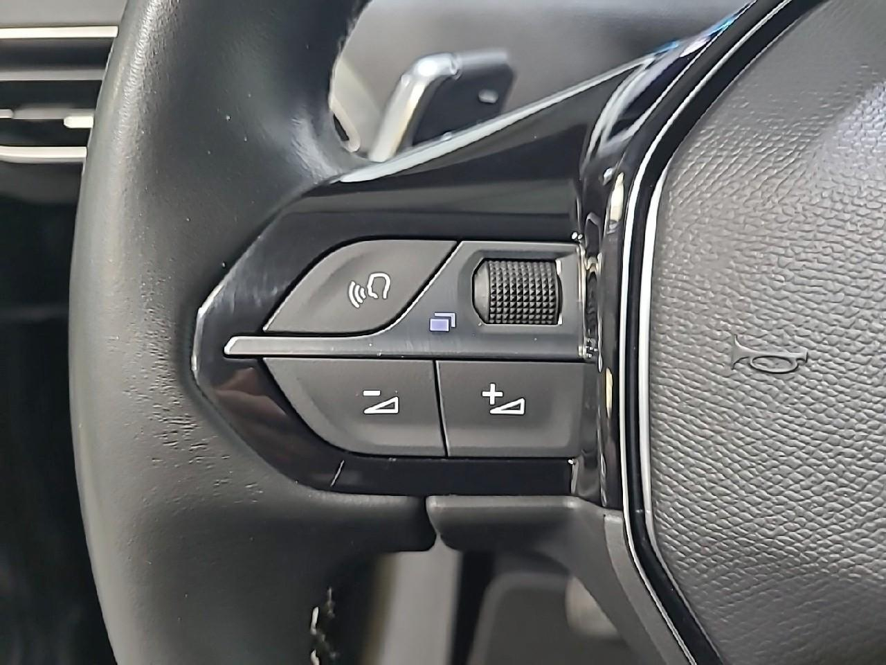 Peugeot 3008 puretech 130ch s&s eat8 allure pack — photo 20