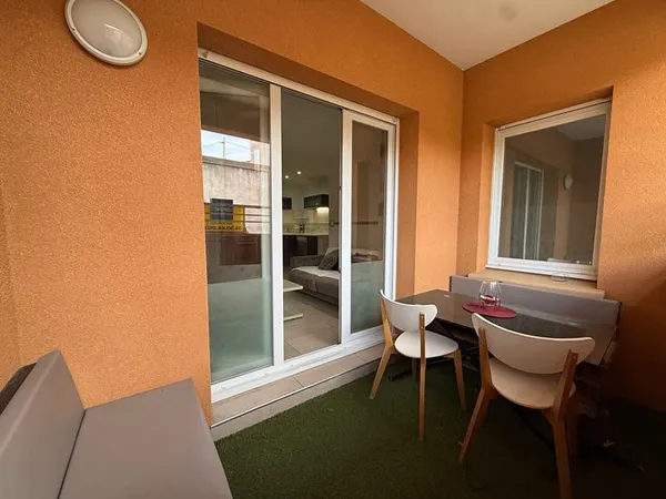 Appartement avec terrasse et garage