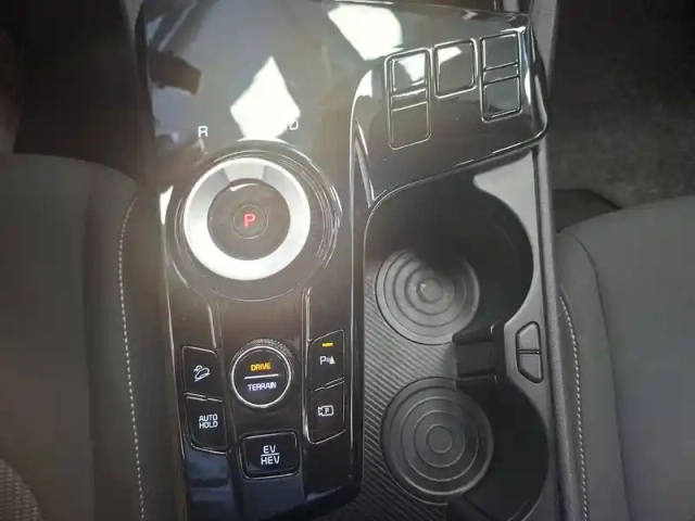 Kia Sportage 1.6 t-gdi 265ch isg hybride rechargeable bva6 4x4 — photo 36