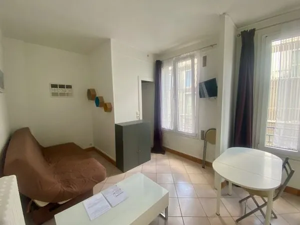 Chambre de 17m2 à louer sur Paris 15