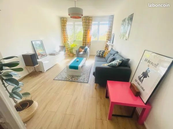 Beau t2 tout équipé dans un quartier calme