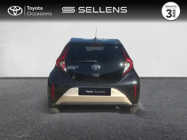 Toyota Aygo X 1.0 vvt-i 72ch design s-cvt my23 — photo 4