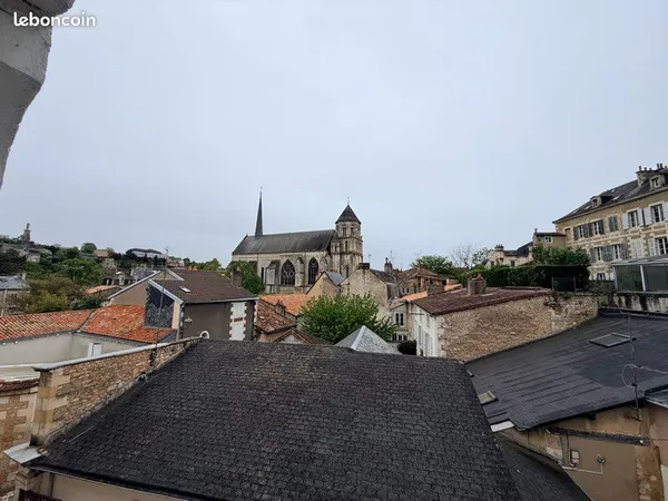 Particulier loue t2 de 36 situé rue du Pigeon Blanc à Poitiers