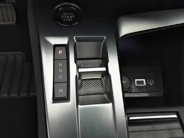 Peugeot 308 sw puretech 130ch s&amp;s eat8 — photo 6