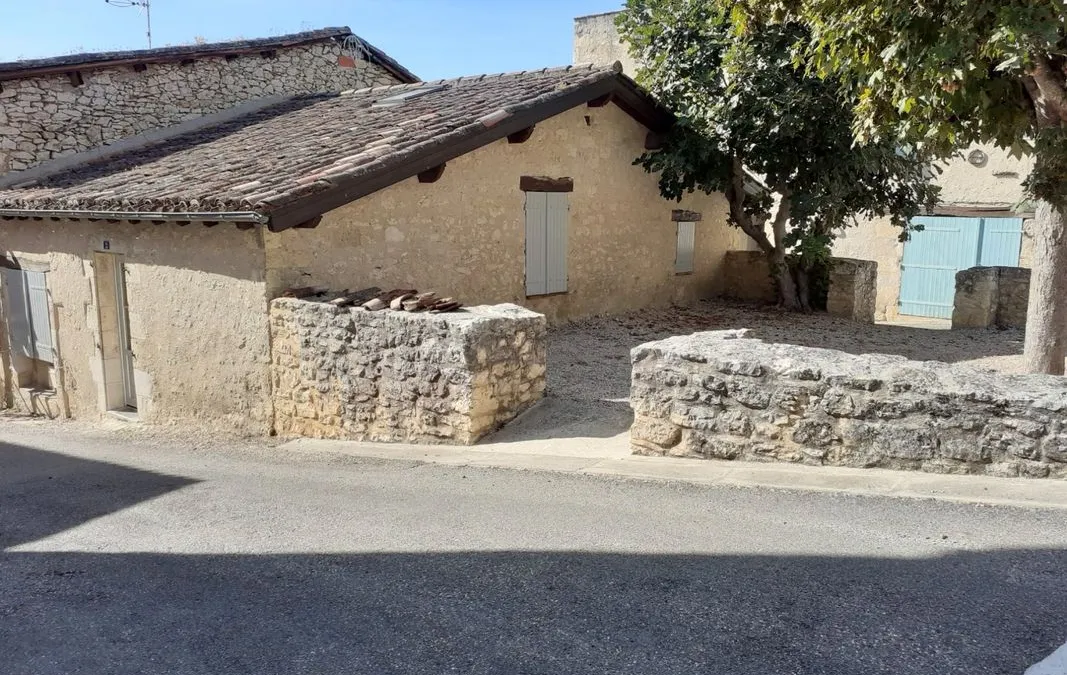 Photo 2