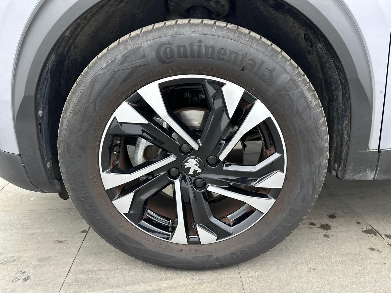 Peugeot 2008 puretech 130 s&s bvm6 allure pack — photo 14