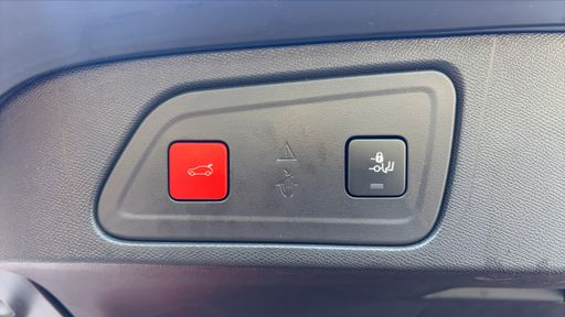Citroen C5 Aircross 1.5 BlueHDi 130 EAT8 - Shine – 2020 – 72579 km – Diesel – Boîte Automatique — photo 32
