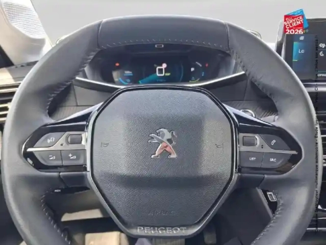 Peugeot 208 e- 136ch allure pack — photo 12