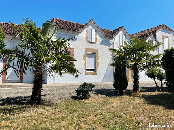 Maison 6 pièces 220 m²