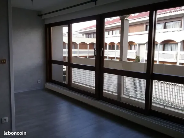 Location F1bis calme de 28m2 avec balcon