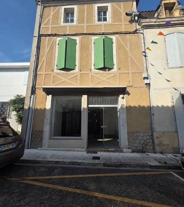 Photo 1