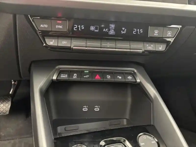Audi A3 sportback 40 tfsi e 204ch phev s line s tronic 6 — photo 9