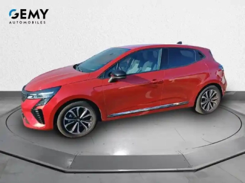 Renault Clio e-tech full hybrid 145