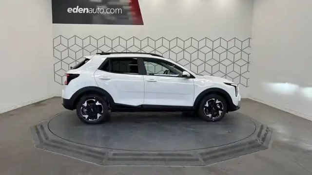 Kia Stonic 1.0 t-gdi 100 ch dct7 — photo 14