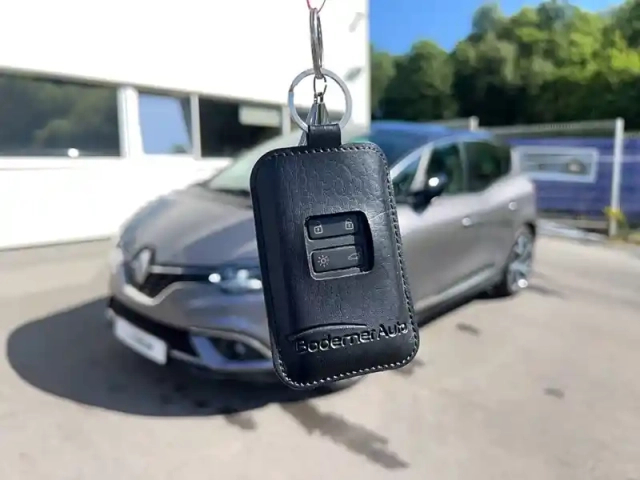 Renault Scenic tce 140 fap — photo 19