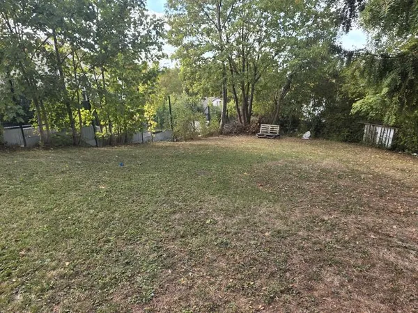 Terrain 360 m² MONTLIGNON