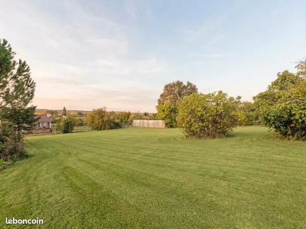 Terrain 1 230 m² Mussidan